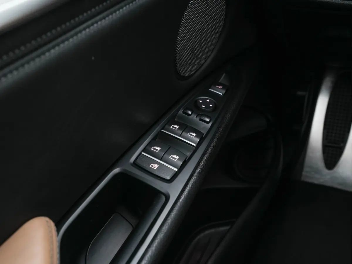 M Sport-Styling Innovation-Pack [ CHIP-TUNING 680-PK/850-Nm ] Aut. *LEATHER | NIGHTVISION | TOPVIEW | MEMORY-PACK | HARMAN/KARDON-AUDIO | HEAD-UP | SOFTCLOSE |  BLINDSPOT | DAB+ | FULL-LED |