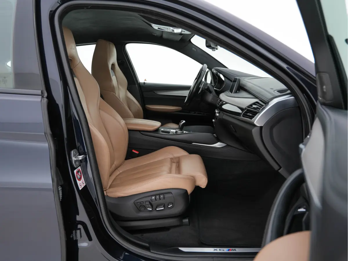 M Sport-Styling Innovation-Pack [ CHIP-TUNING 680-PK/850-Nm ] Aut. *LEATHER | NIGHTVISION | TOPVIEW | MEMORY-PACK | HARMAN/KARDON-AUDIO | HEAD-UP | SOFTCLOSE |  BLINDSPOT | DAB+ | FULL-LED |