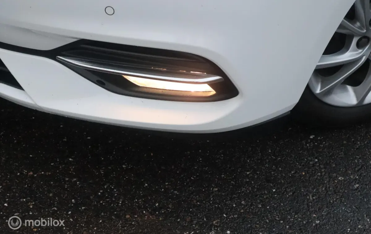 5Drs 1.2 110 PK H6 Navi|Stoel&Stuurverw|LED|DAB|PDC V+A|Carplay