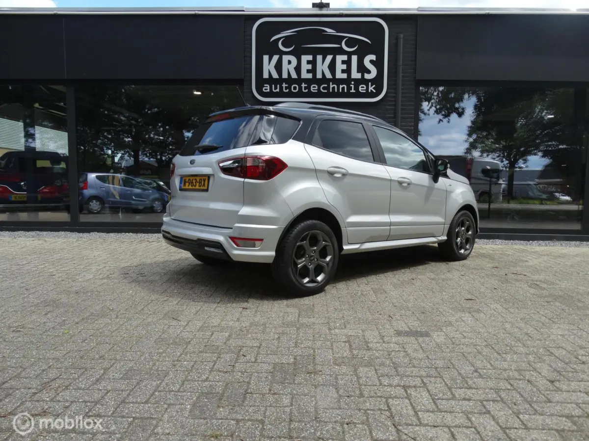 1.0 EcoBoost ST-Line | Camera | 125 PK