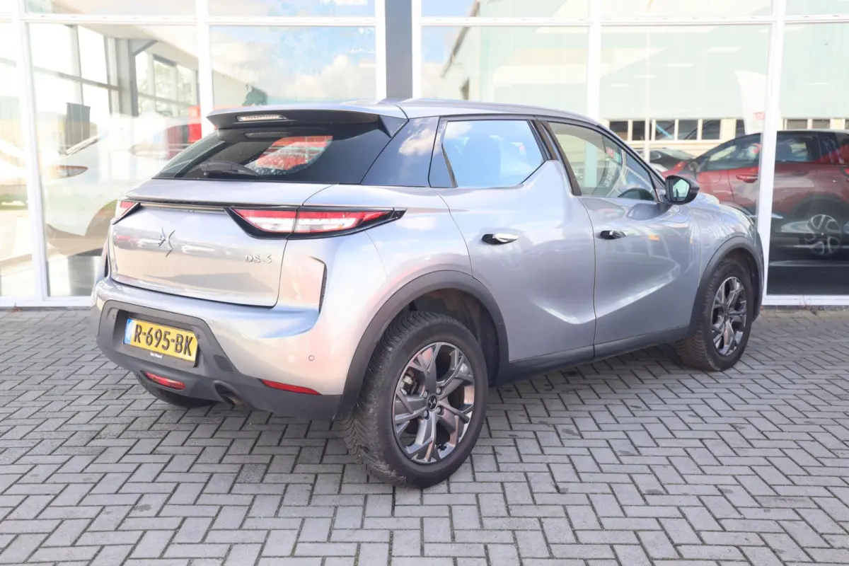 1.2 PureTech Montmartre|Navi|Cruise|PDC|AppleCarplay/Android Auto|Start/Stop|