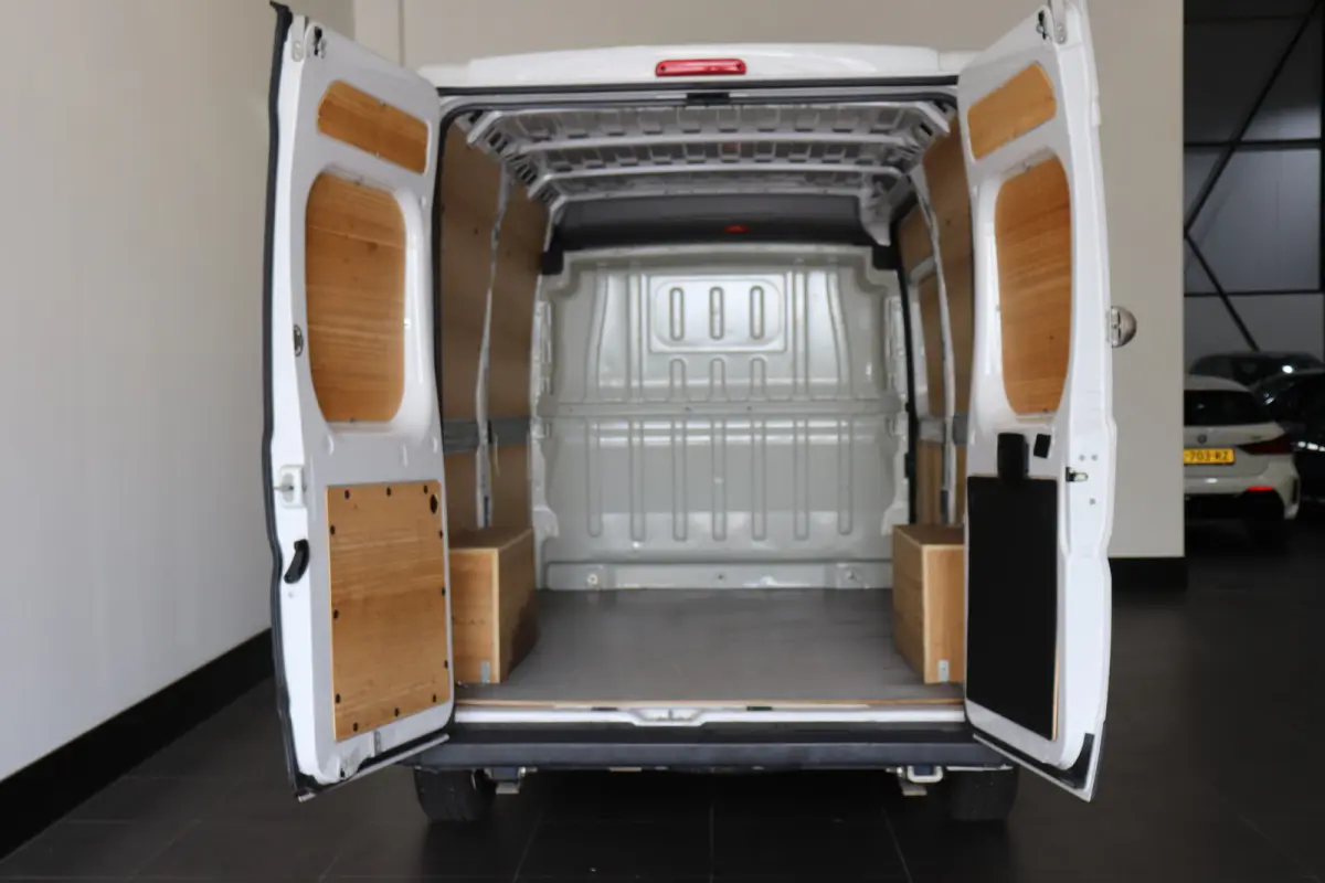 2.2D L2H2 120PK EURO 6 - Airco - Cruise - € 17.950,- Excl.