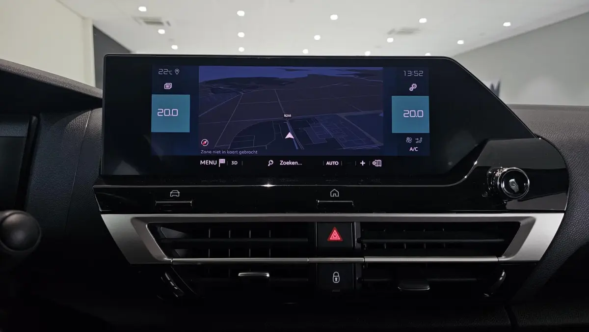Feel 50 kWh Climate Control | Full Map Navigatie | Apple Carplay / Android Auto | Camera | Parkeersensoren | Bekleding Half Leder | 18" Lichtmetalen Velgen