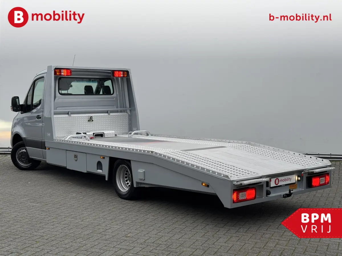 519 CDI Tijhof AluLiner V/A €32 Per Dag!! Luchtvering NIEUW! MJ.2025 Autotransporter/ Oprijwagen | Lier | 3-Zitplaatsen | AppleCarPlay | DAB | Adaptive Cruise Control | Navigatie | Trekhaa