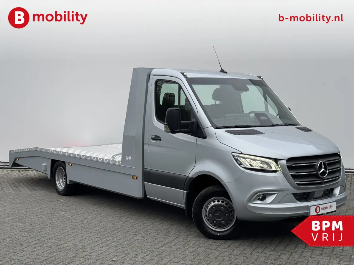 519 CDI Tijhof AluLiner V/A €32 Per Dag!! Luchtvering NIEUW! MJ.2025 Autotransporter/ Oprijwagen | Lier | 3-Zitplaatsen | AppleCarPlay | DAB | Adaptive Cruise Control | Navigatie | Trekhaa