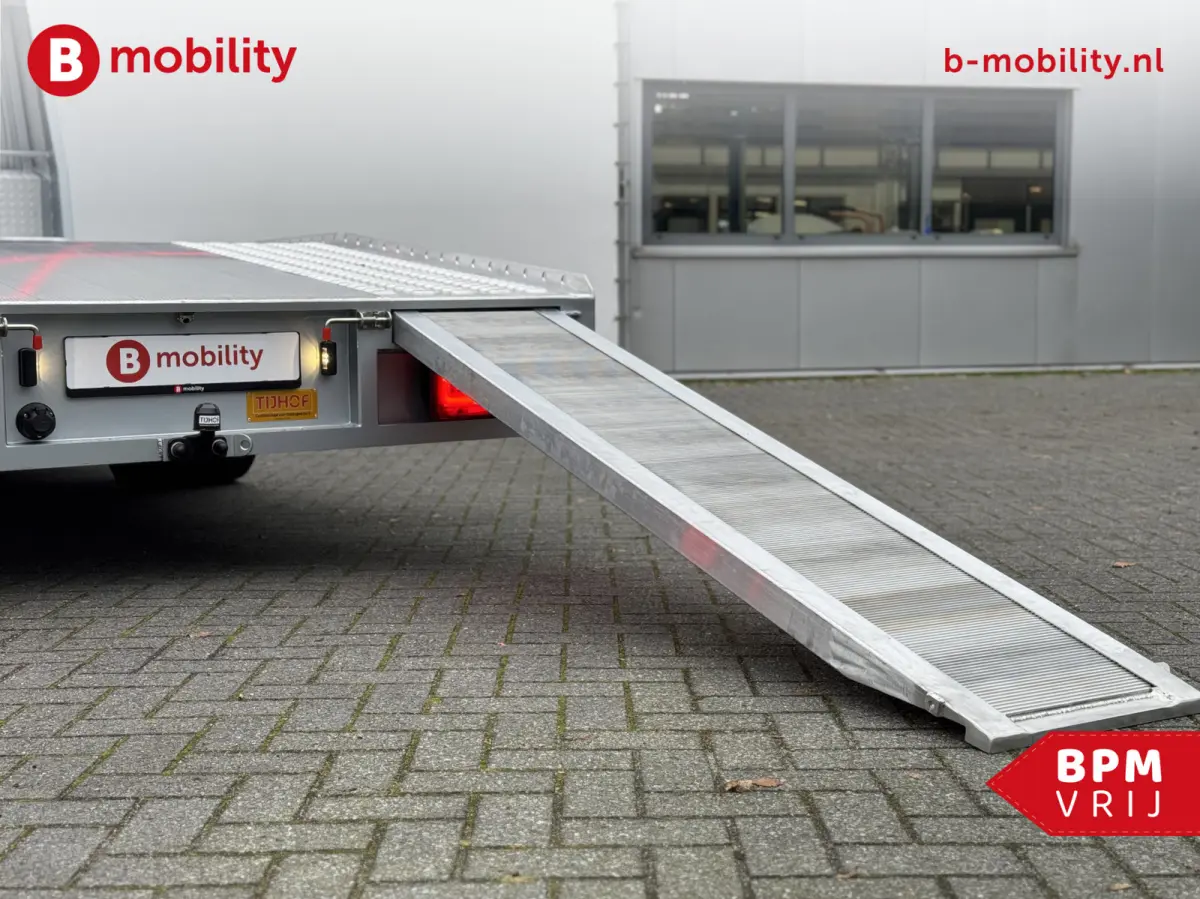 519 CDI Tijhof AluLiner V/A €32 Per Dag!! Luchtvering NIEUW! MJ.2025 Autotransporter/ Oprijwagen | Lier | 3-Zitplaatsen | AppleCarPlay | DAB | Adaptive Cruise Control | Navigatie | Trekhaa