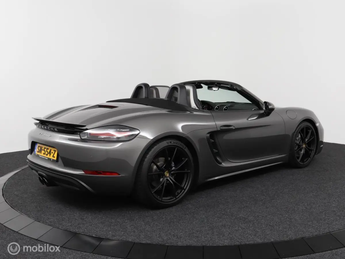 2.0 Turbo 300 Pk PDK| Leder | NL Auto | Sportuitlaat | 20LMV | stoel\stoel verwarming | memory stoelen |Active suspensie PASM | DEALER-STAAT