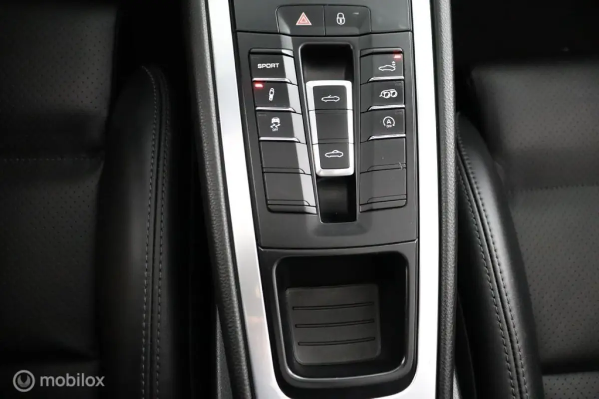 2.0 Turbo 300 Pk PDK| Leder | NL Auto | Sportuitlaat | 20LMV | stoel\stoel verwarming | memory stoelen |Active suspensie PASM | DEALER-STAAT