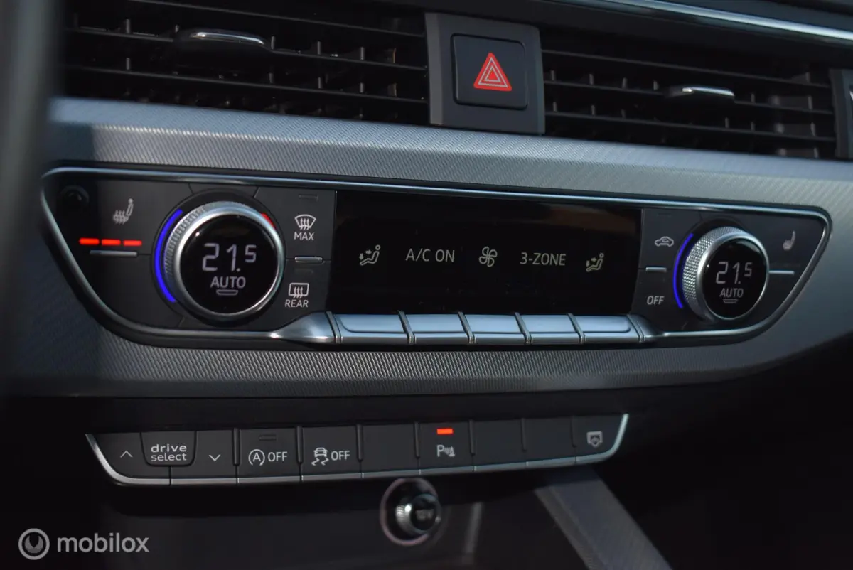 2.0 TFSI AUT. Sport Mythosschwarz 19" LMV Stoelverwarming Privacyglass Mooie auto!