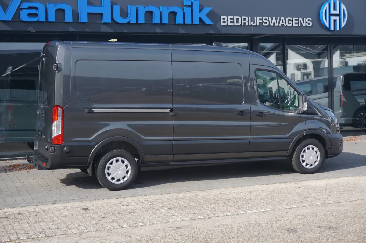 350L 130PK L3H2 Trend BPM VRIJ!! Clima, 12" Sync 4 scherm Navi, 270° deur, Trekhaak!! NR. 330