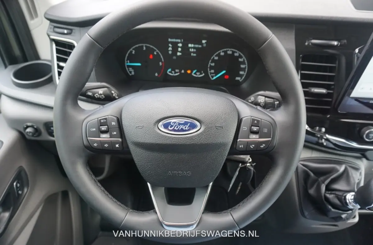 350L 130PK L3H2 Trend BPM VRIJ!! Clima, 12" Sync 4 scherm Navi, 270° deur, Trekhaak!! NR. 330