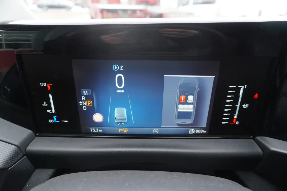 320L 2.0 TDCI 170PK L2H1 Limited DubbelCabine Automaat Schuifdeur L/R Nr. V093 | Airco | Adap.Cruise | Navi | 360 Camera / 19 inch LM Velgen DEMO