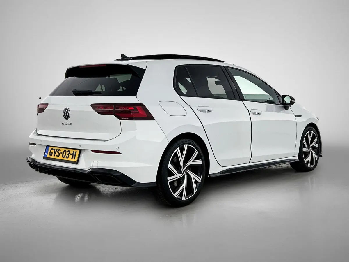 1.5 eTSI R-Line Business | Automaat | Panoramadak | Navigatie | Apple Carplay / Android Auto | IQ-Light | Sfeerverlichting | Lichtmetalen Velgen |