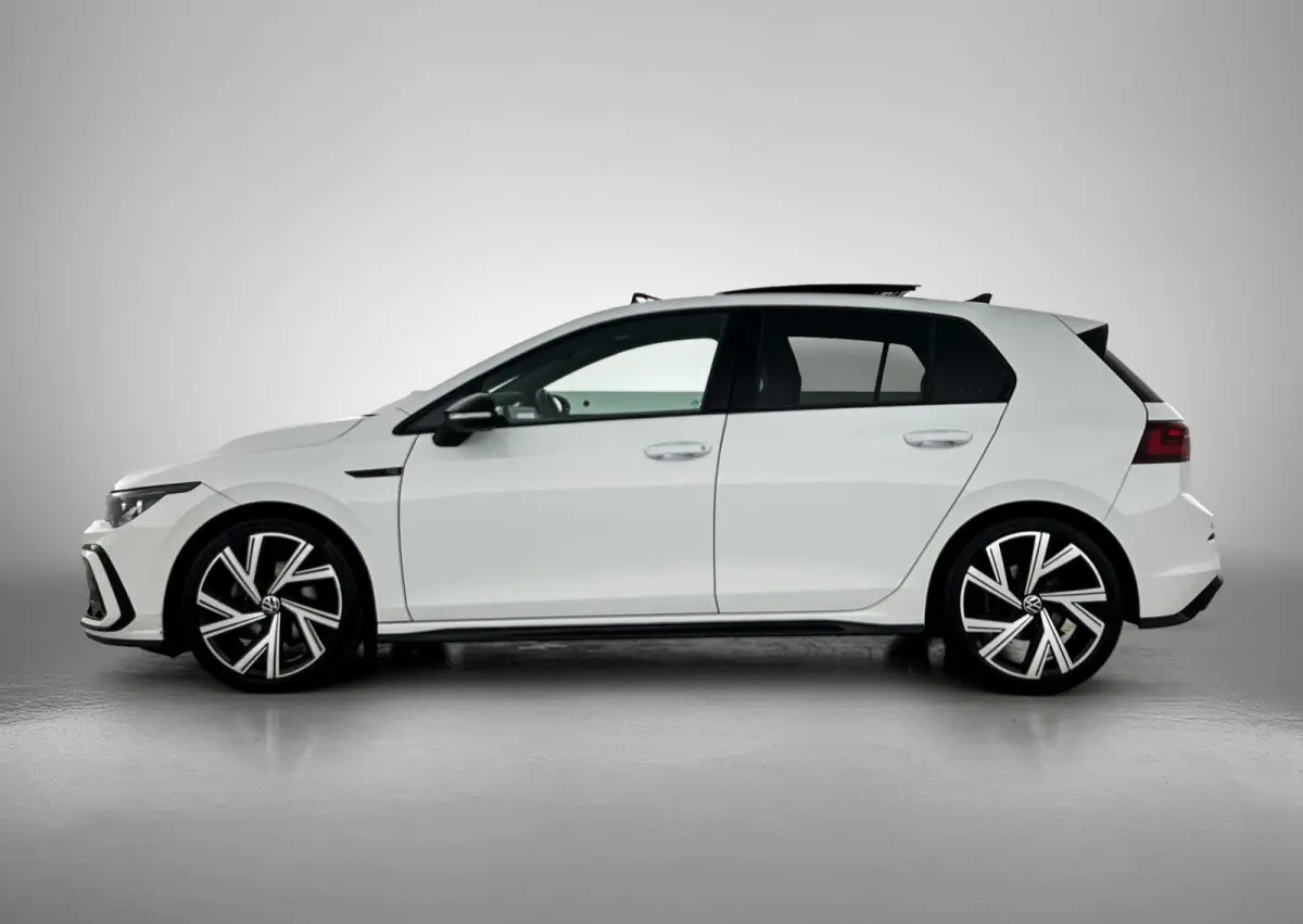 1.5 eTSI R-Line Business | Automaat | Panoramadak | Navigatie | Apple Carplay / Android Auto | IQ-Light | Sfeerverlichting | Lichtmetalen Velgen |