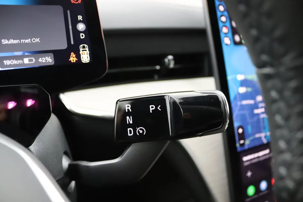 Twin Motor Performance Ultra 7p. 111 kWh | Bowers&Wilkins | Luchtvering | Tailored Wool | 22 Inch |Park-Assist Pakket