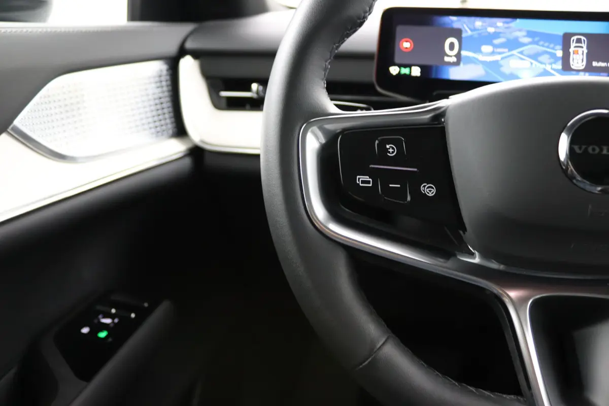 Twin Motor Performance Ultra 7p. 111 kWh | Bowers&Wilkins | Luchtvering | Tailored Wool | 22 Inch |Park-Assist Pakket