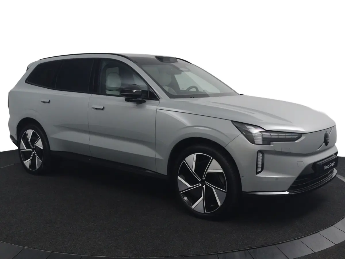Twin Motor Performance Ultra 7p. 111 kWh | Bowers&Wilkins | Luchtvering | Tailored Wool | 22 Inch |Park-Assist Pakket