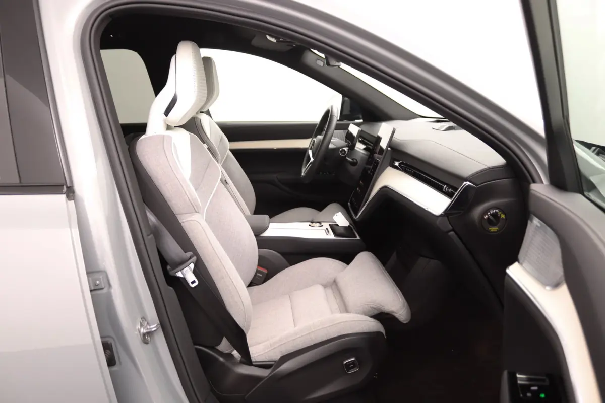 Twin Motor Performance Ultra 7p. 111 kWh | Bowers&Wilkins | Luchtvering | Tailored Wool | 22 Inch |Park-Assist Pakket
