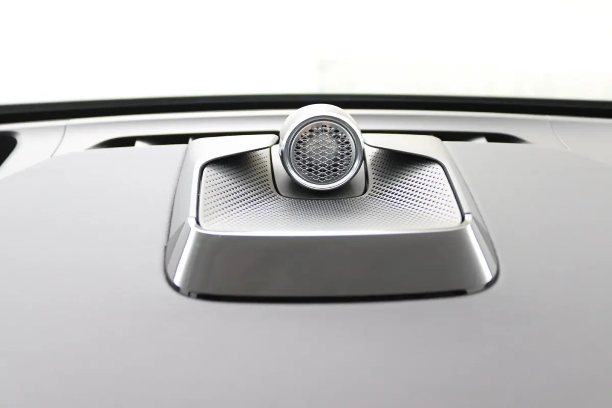 Twin Motor Performance Ultra 7p. 111 kWh | Bowers&Wilkins | Luchtvering | Tailored Wool | 22 Inch |Park-Assist Pakket