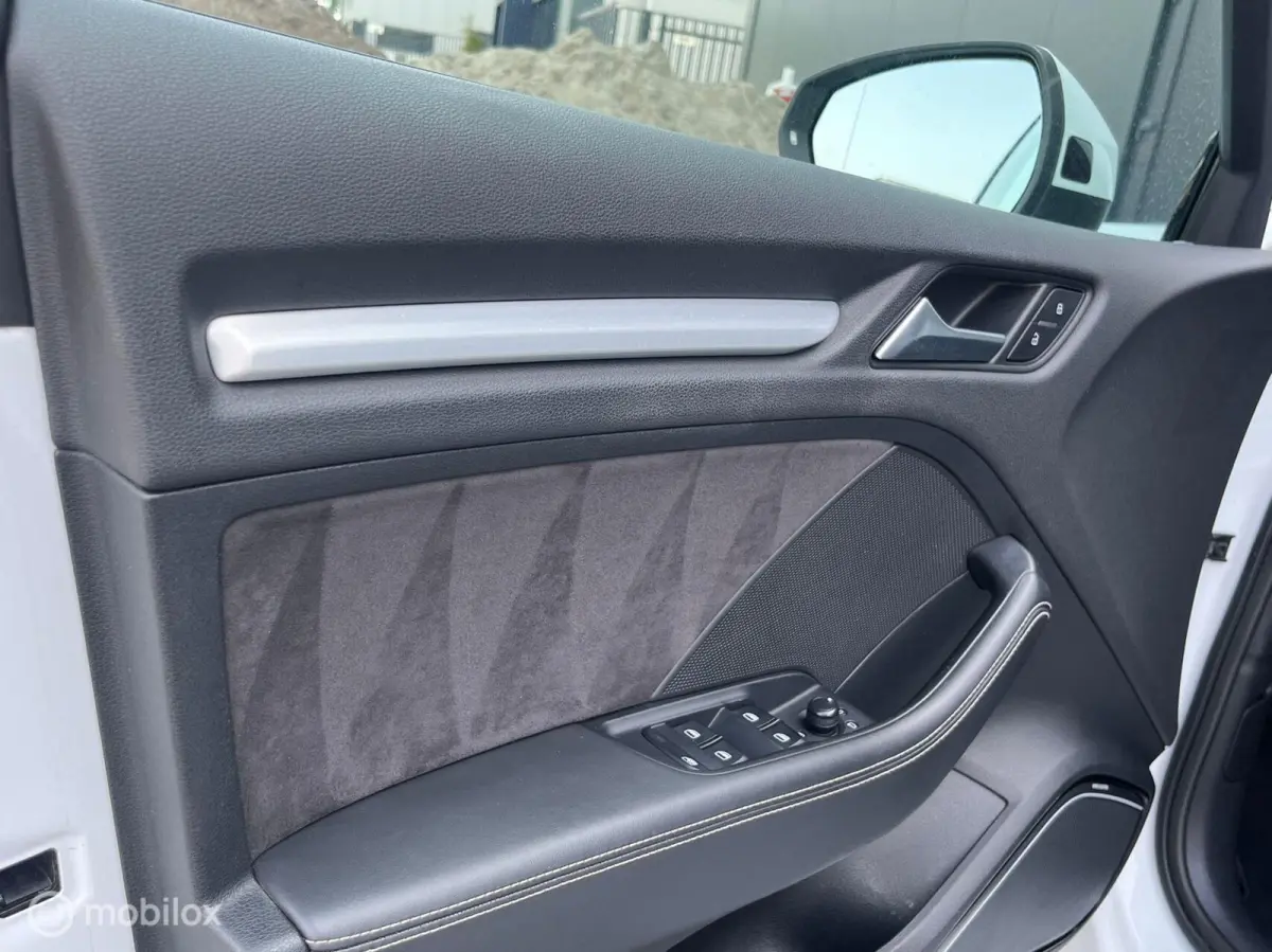 1.8TFSI 3 x S-line Pano Trekhaak DODEHOEK ACC