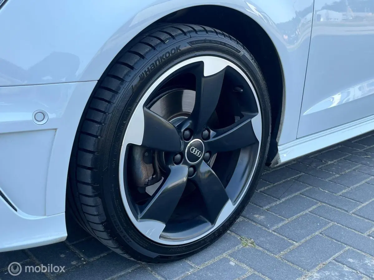 1.8TFSI 3 x S-line Pano Trekhaak DODEHOEK ACC