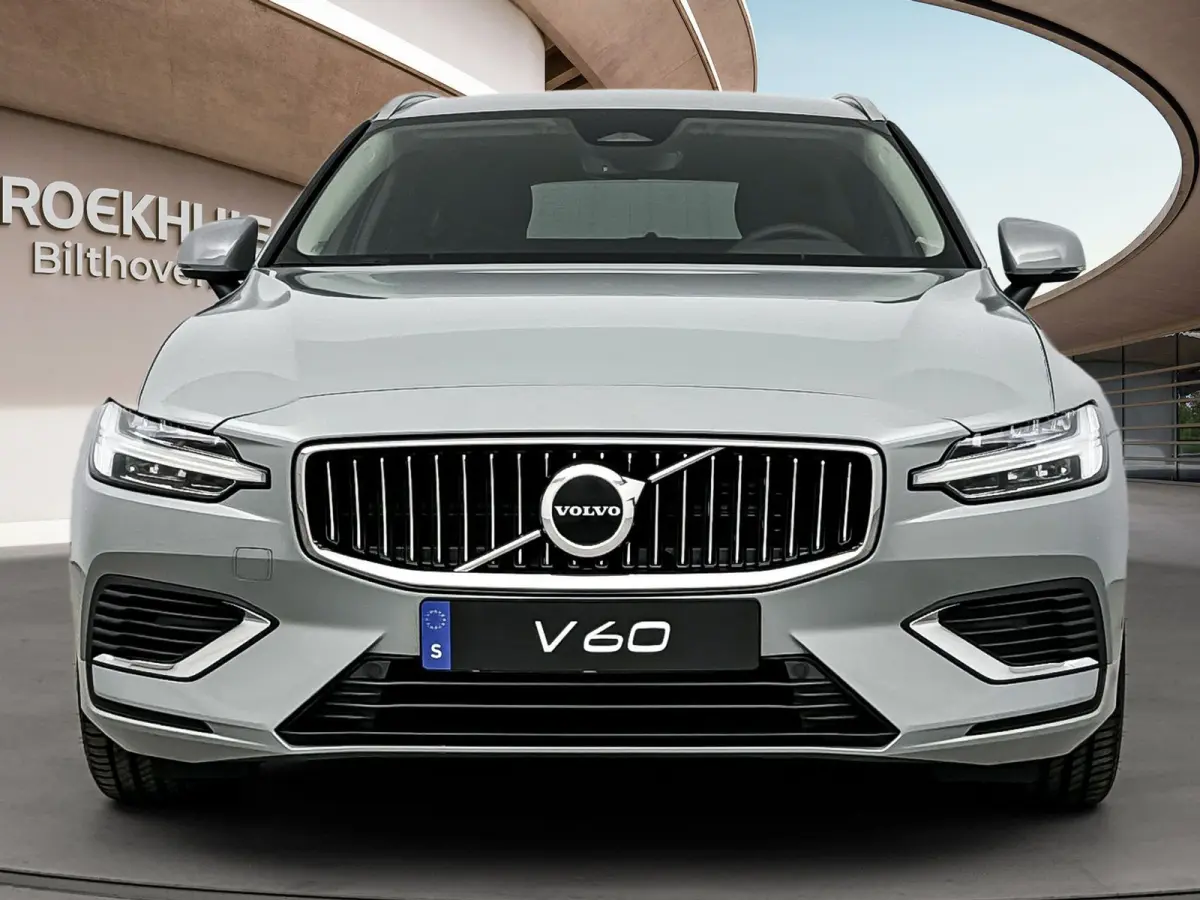 2.0 T6 Plug-in hybrid AWD Core Bright | VAPOUR GREY | BLIS | Voorruitverwarming | Stoelverw. V+A | Stuurverw. | PDC + Camera | Extra getint glas | Adaptive Cruiscontrol |