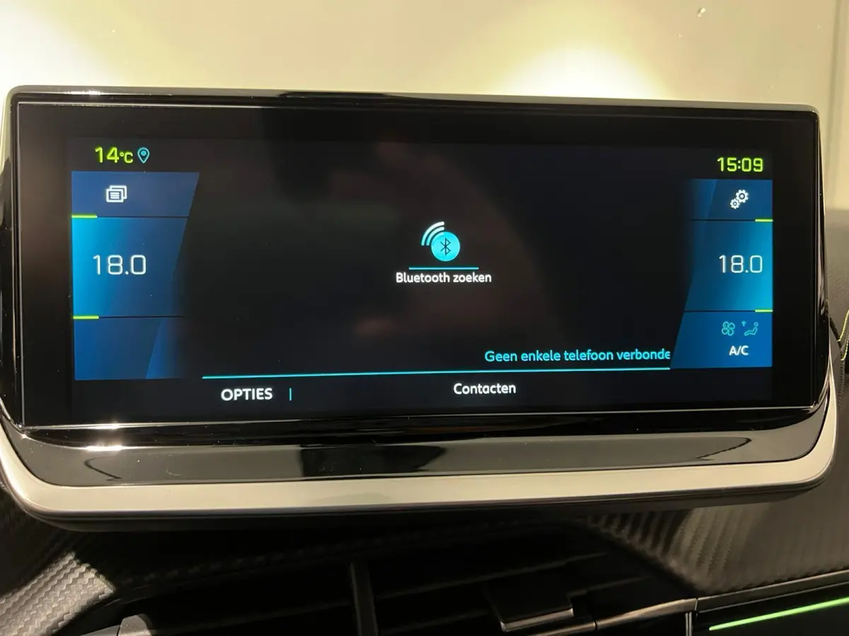 EV GT 50 kWh Climate Control | Elek. Verstelbare Stoelen + Geheugen & Verwarming | Full Map Navigatie | Apple Carplay / Android Auto | Camera | Parkeersensoren | Bekleding Half Leder / Alcan