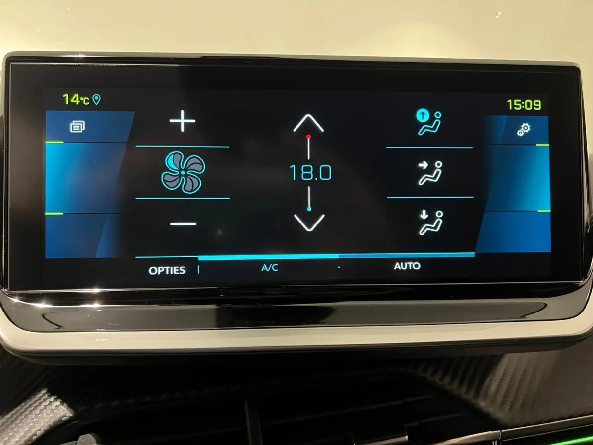 EV GT 50 kWh Climate Control | Elek. Verstelbare Stoelen + Geheugen & Verwarming | Full Map Navigatie | Apple Carplay / Android Auto | Camera | Parkeersensoren | Bekleding Half Leder / Alcan