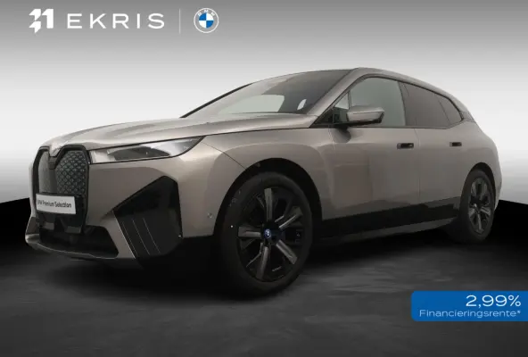 xDrive40 | SoH 100% | Sportpakket | Glazen Panoramadak Sky Lounge | Integral Active Steering | Stuur- & Stoelverwarming | Harman Kardon | 21" Aerodynamic | Stoelventilatie