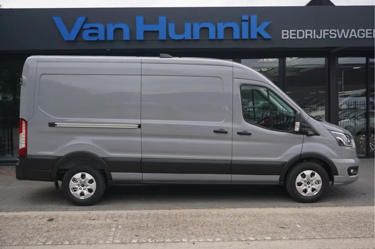 350L L3H2 Limited AUT-8 165PK BPM VRIJ Navi, Adap. Cruise, 360° Cam, Trekhaak, 2x Schuifdeur!! NR. 204