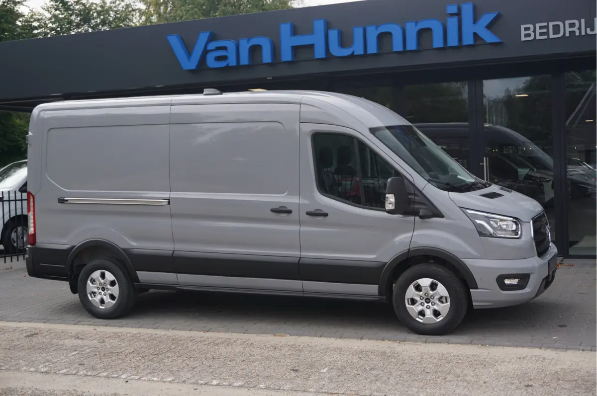 350L L3H2 Limited AUT-8 165PK BPM VRIJ Navi, Adap. Cruise, 360° Cam, Trekhaak, 2x Schuifdeur!! NR. 204