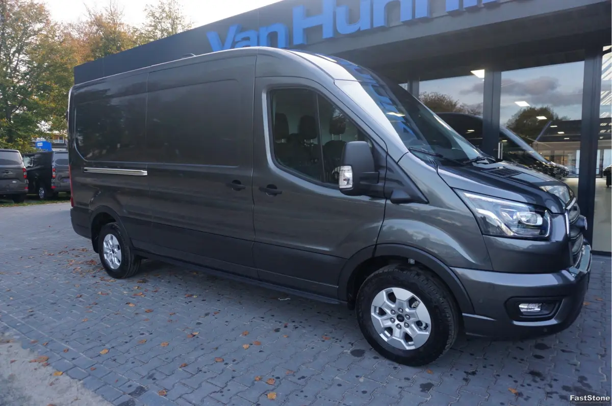 350L L3H2 Limited AUT-8 165PK BPM VRIJ Navi, Adap. Cruise, 360° Cam, Trekhaak!! NR. 225