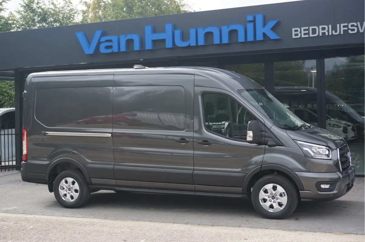 350L L3H2 Limited AUT-8 165PK BPM VRIJ Navi, Adap. Cruise, 360° Cam, Trekhaak!! NR. 225