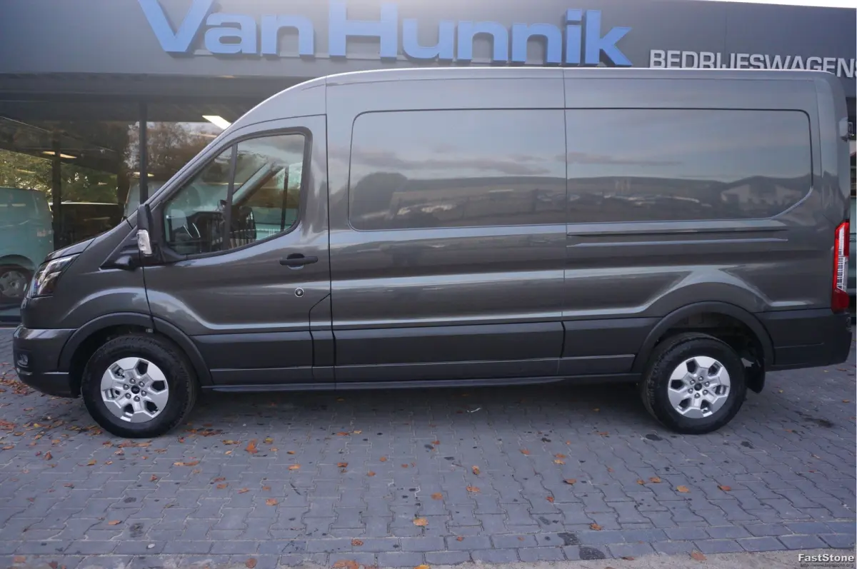 350L L3H2 Limited AUT-8 165PK BPM VRIJ Navi, Adap. Cruise, 360° Cam, Trekhaak!! NR. 225