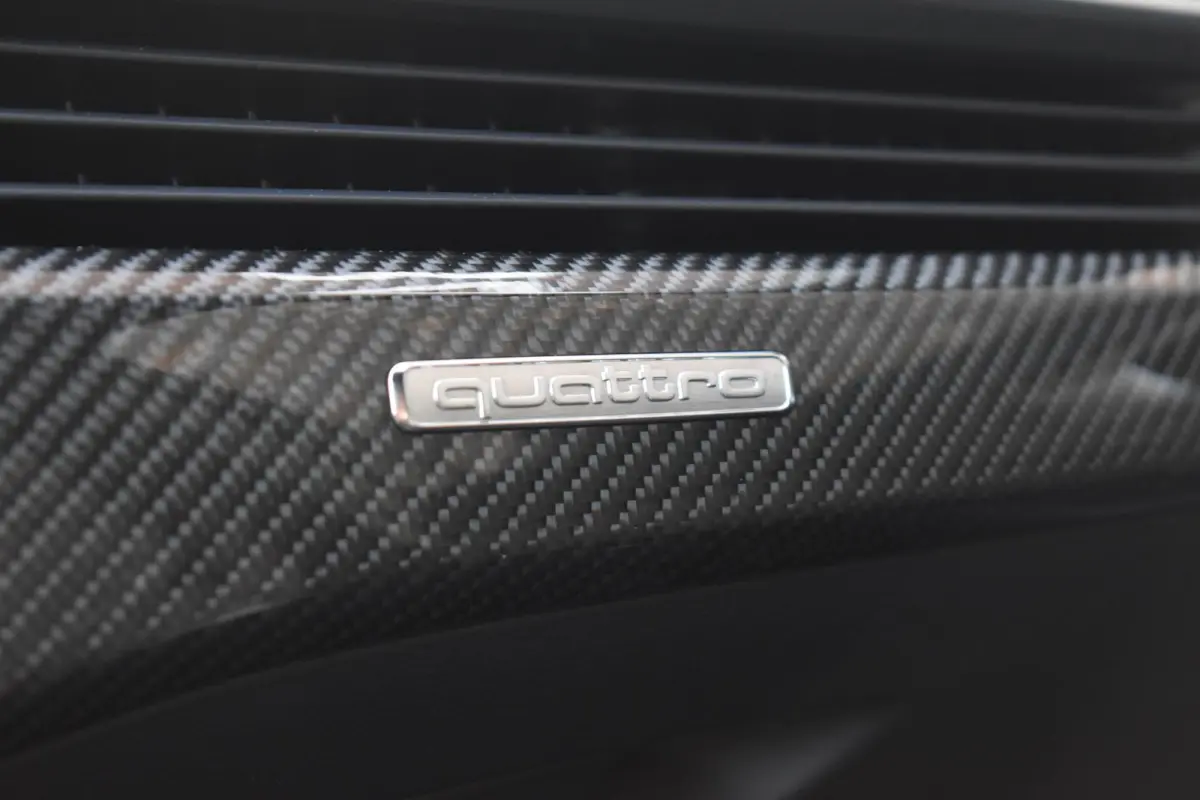 3.0 TDI S4 quattro Audi A4 Avant 3.0 TDI S4 quattro