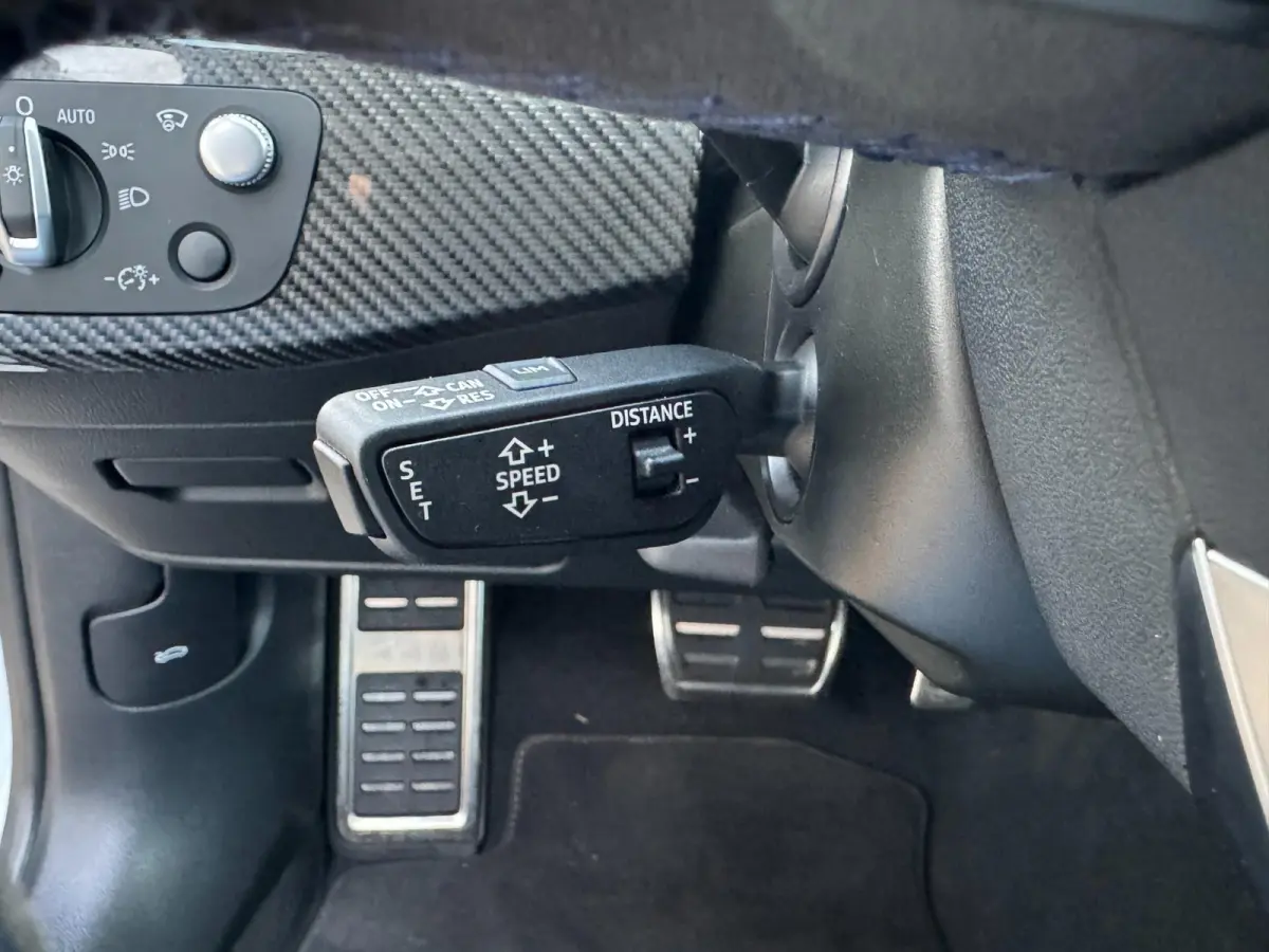 2.9 TFSI quattro Edition 25 / RS Dynamic / Laser / Pano / Head -Up / B&O / Carbon / Massage / BTW ..