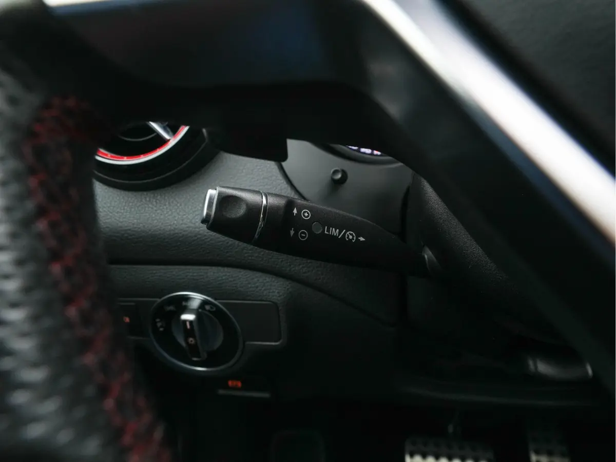 AMG 45 4MATIC Aut.*PANO | XENON | LEATHER-ALCANTARA | MEMORY-PACK | HARMAN/KARDON | KEYLESS |  CAMERA | SPORTSEATS | HEATED-SEATS | NAVI-FULLMAP | SHIFTPADDLES  | ECC | PDC | CRUISE | 20''AL