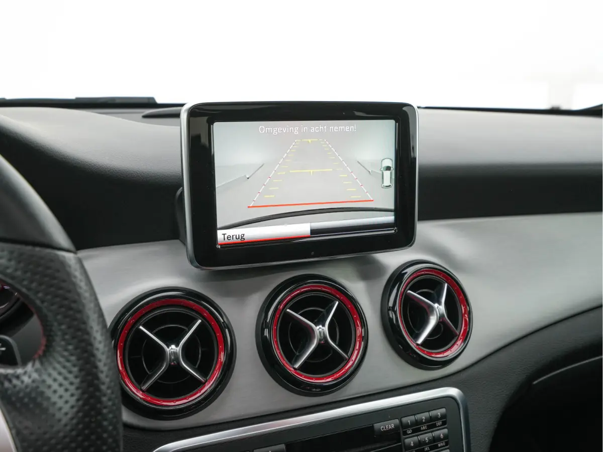 AMG 45 4MATIC Aut.*PANO | XENON | LEATHER-ALCANTARA | MEMORY-PACK | HARMAN/KARDON | KEYLESS |  CAMERA | SPORTSEATS | HEATED-SEATS | NAVI-FULLMAP | SHIFTPADDLES  | ECC | PDC | CRUISE | 20''AL