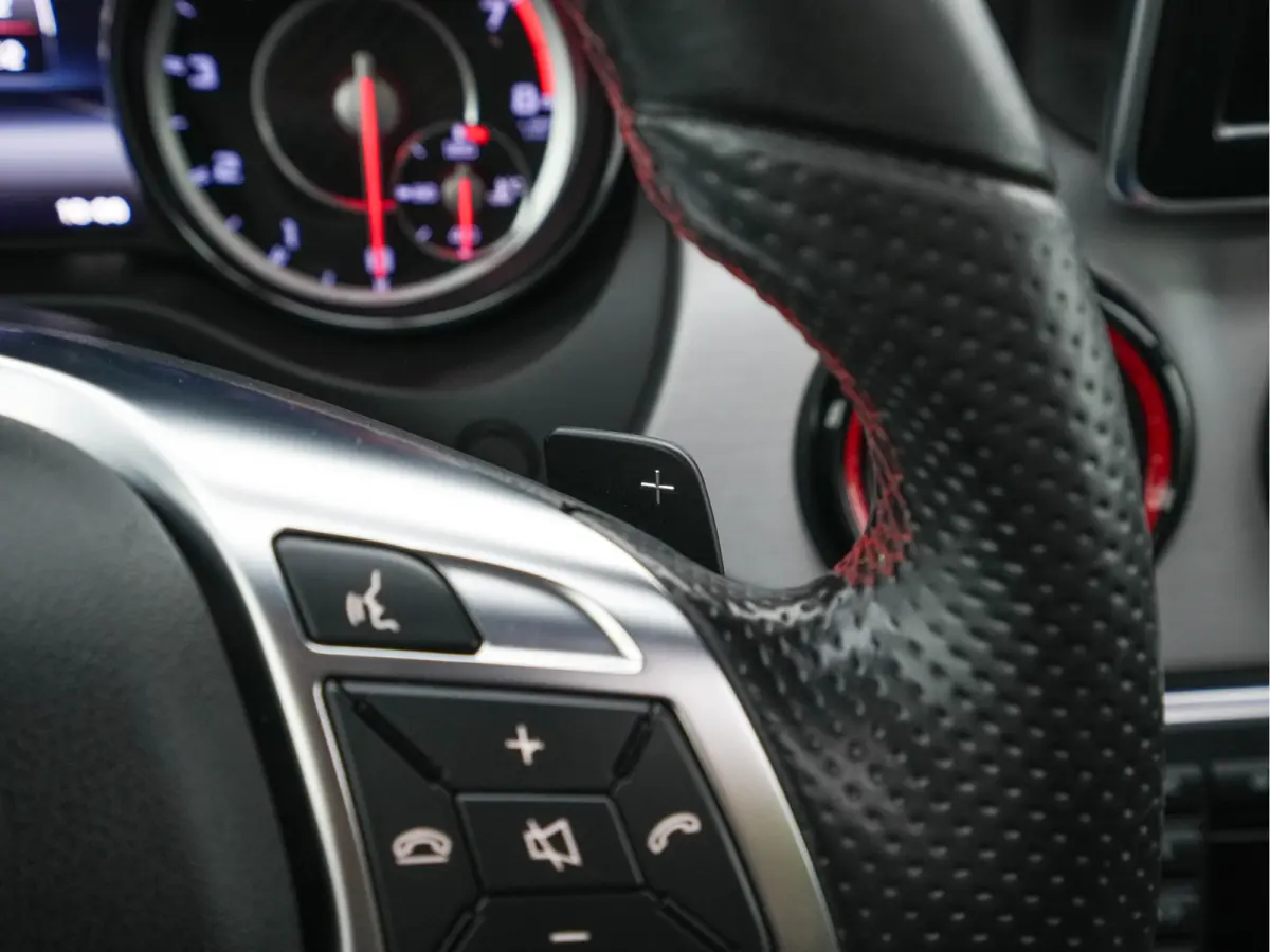 AMG 45 4MATIC Aut.*PANO | XENON | LEATHER-ALCANTARA | MEMORY-PACK | HARMAN/KARDON | KEYLESS |  CAMERA | SPORTSEATS | HEATED-SEATS | NAVI-FULLMAP | SHIFTPADDLES  | ECC | PDC | CRUISE | 20''AL