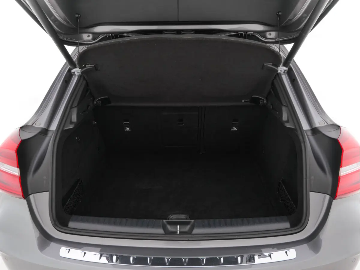 AMG 45 4MATIC Aut.*PANO | XENON | LEATHER-ALCANTARA | MEMORY-PACK | HARMAN/KARDON | KEYLESS |  CAMERA | SPORTSEATS | HEATED-SEATS | NAVI-FULLMAP | SHIFTPADDLES  | ECC | PDC | CRUISE | 20''AL