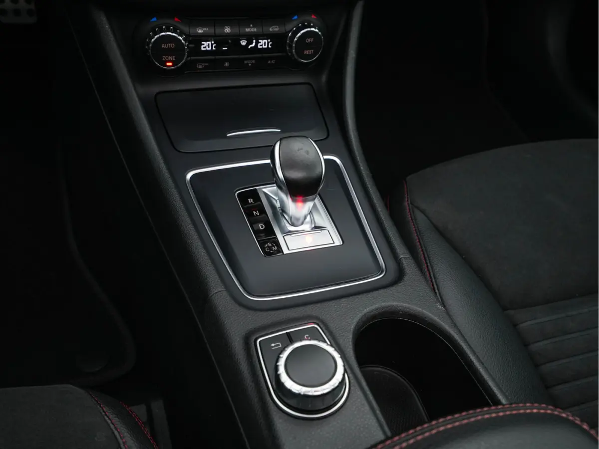 AMG 45 4MATIC Aut.*PANO | XENON | LEATHER-ALCANTARA | MEMORY-PACK | HARMAN/KARDON | KEYLESS |  CAMERA | SPORTSEATS | HEATED-SEATS | NAVI-FULLMAP | SHIFTPADDLES  | ECC | PDC | CRUISE | 20''AL