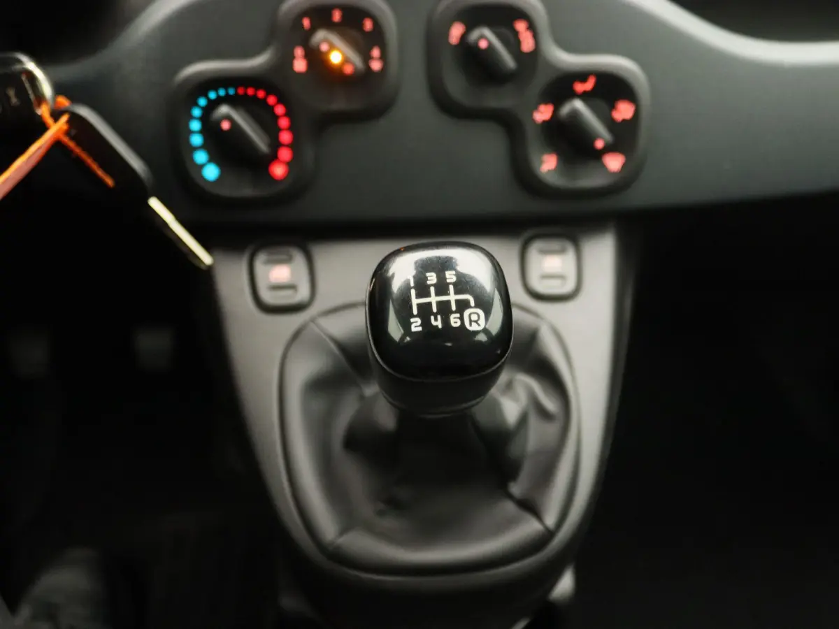 1.0 Hybrid City | Airco | Cruise control | parkeersensoren |