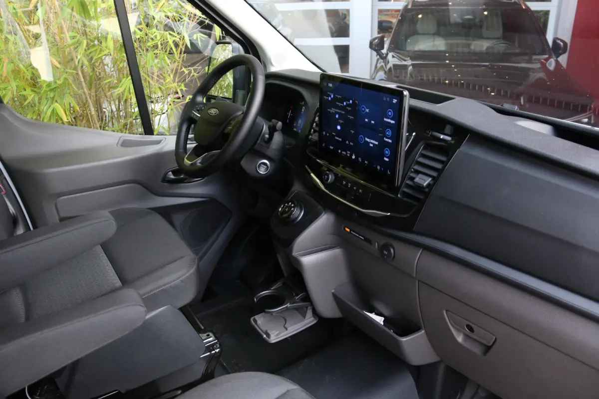 350 L4 68kWh Trend | Subco klaar! | Automatische airconditioning | Camerasysteem Vision 360 Graden | HV-accu 68 kWh