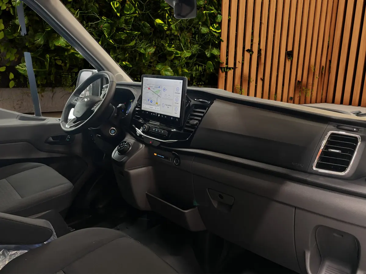 350 L4 68kWh Trend | Subco klaar! | Automatische airconditioning | Camerasysteem Vision 360 Graden | HV-accu 68 kWh