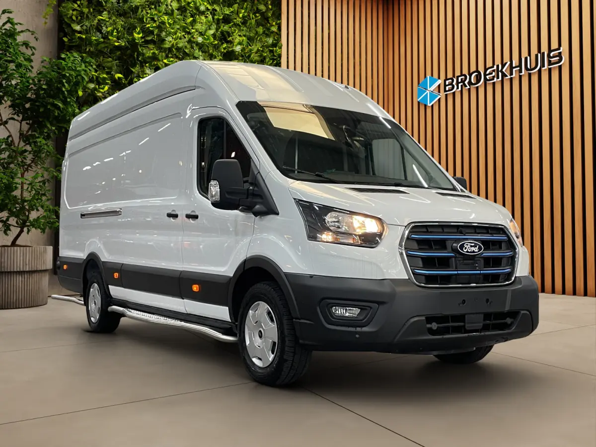 350 L4 68kWh Trend | Subco klaar! | Automatische airconditioning | Camerasysteem Vision 360 Graden | HV-accu 68 kWh