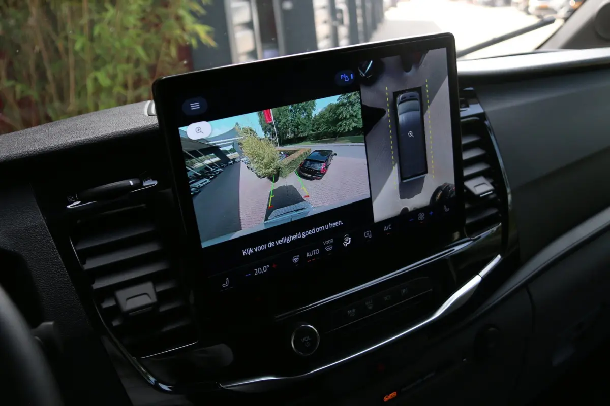 350 L4 68kWh Trend | Subco klaar! | Automatische airconditioning | Camerasysteem Vision 360 Graden | HV-accu 68 kWh
