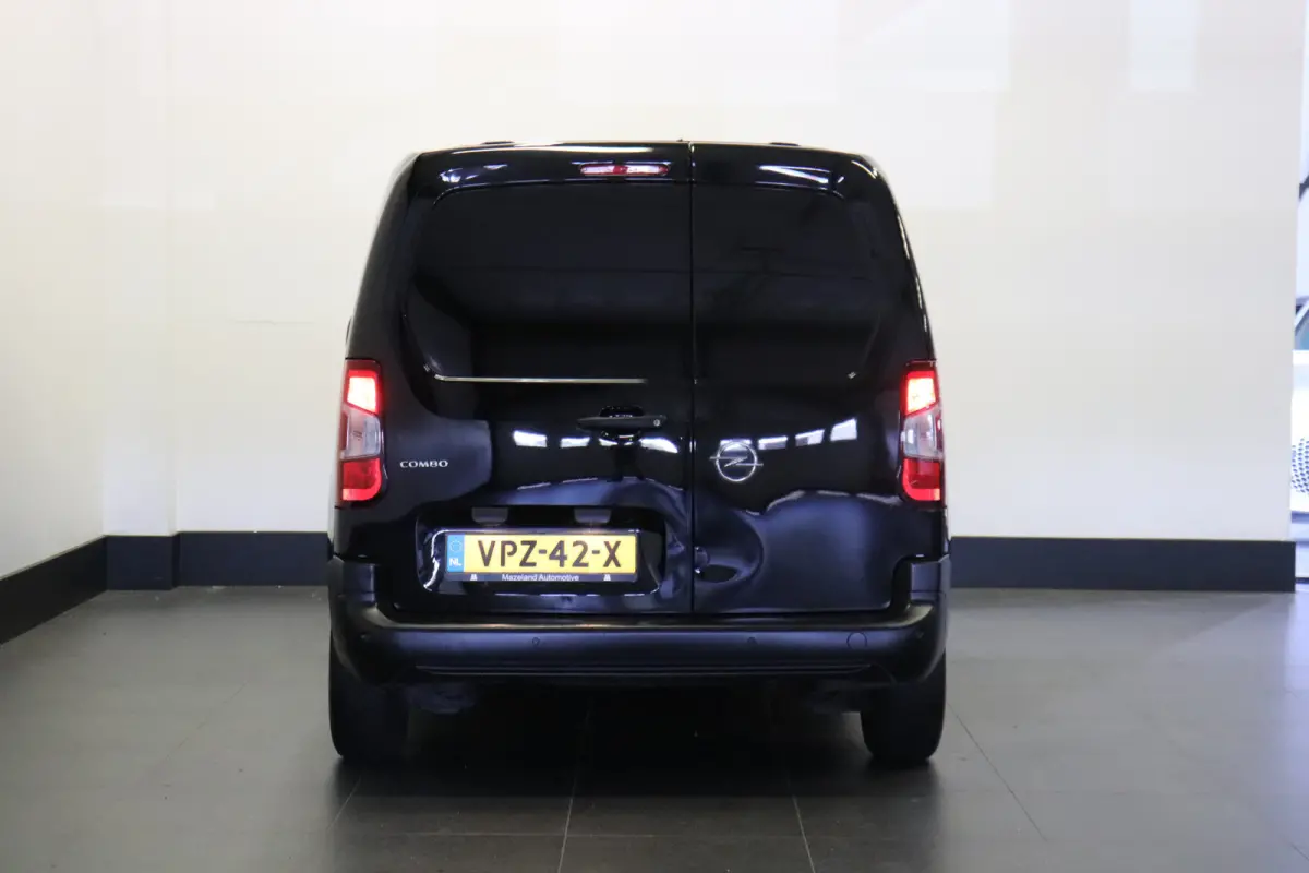 1.5D 100PK EURO 6 - Airco - Navi - Cruise - €8.950,- Excl.