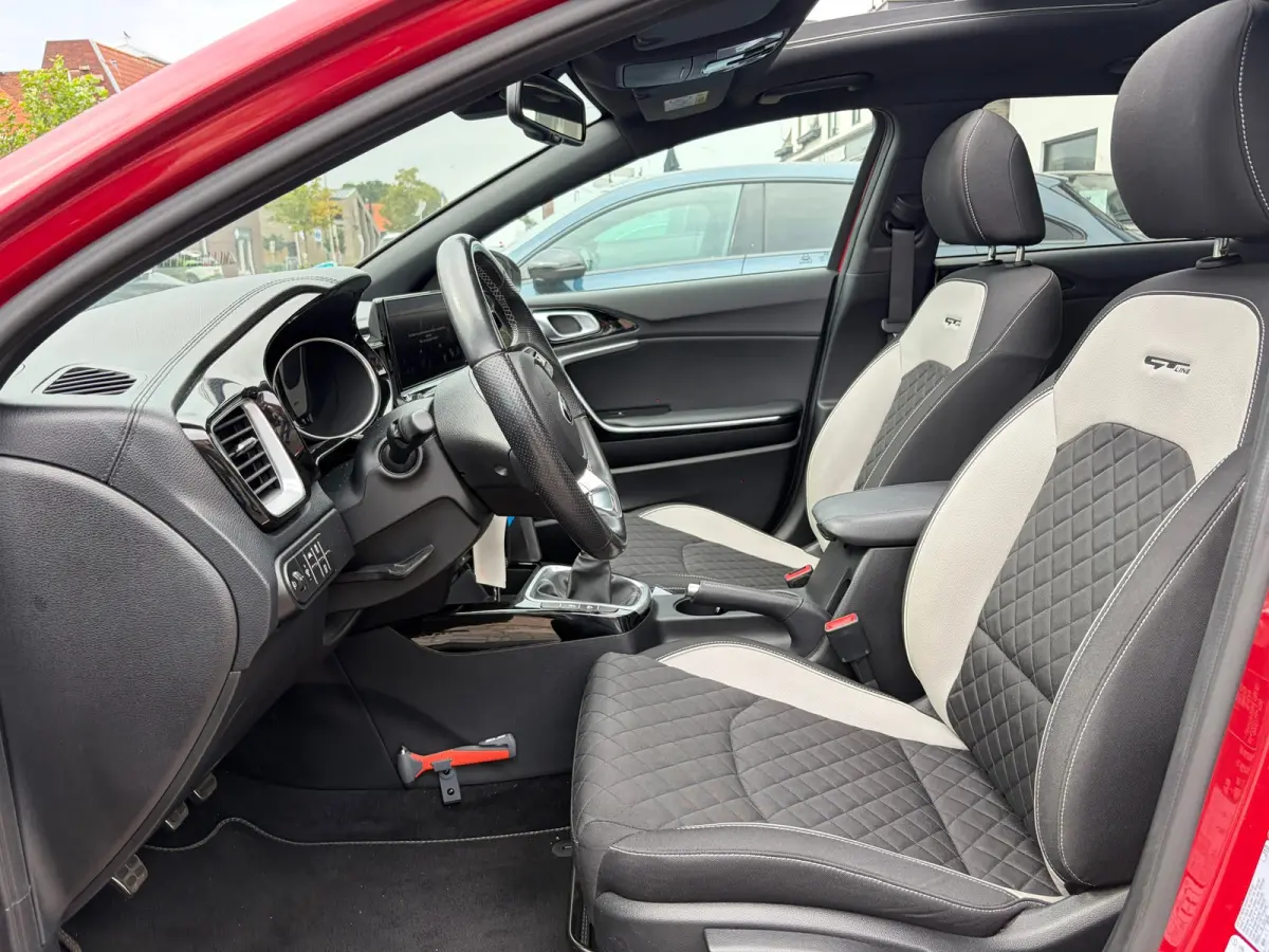 1.0 T-GDi GT-Line Edition, Panoramadak,Apple Carplay/Android,Navigatie