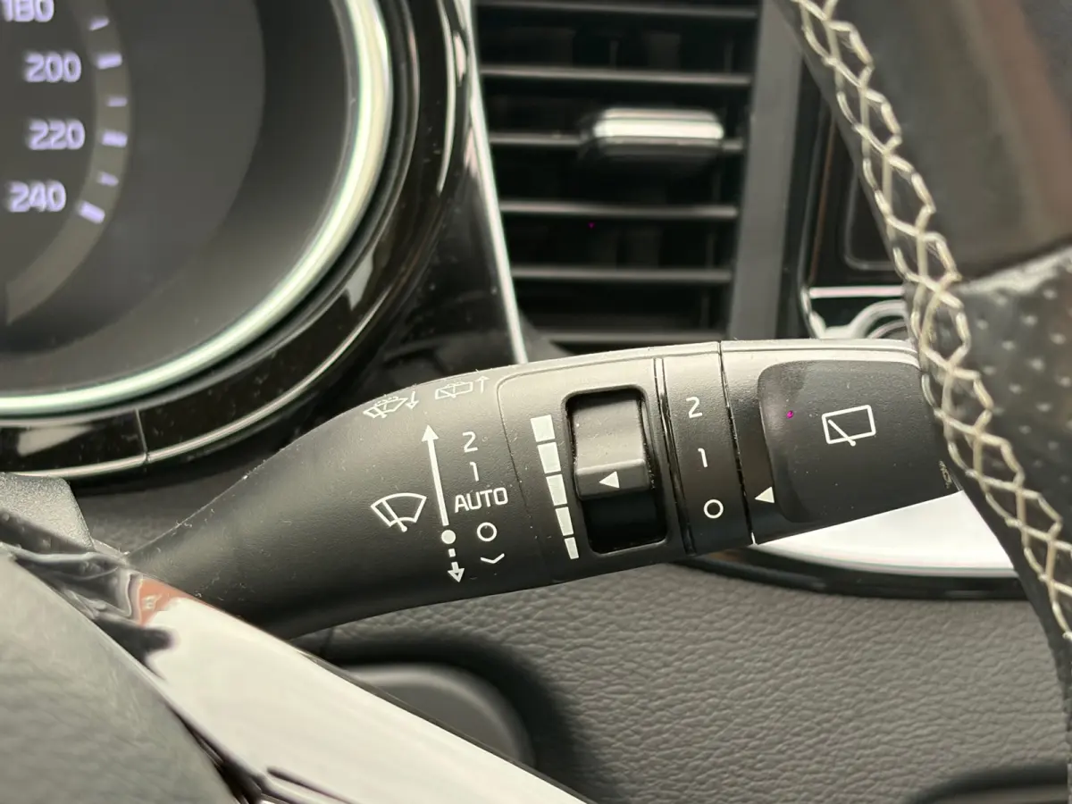 1.0 T-GDi GT-Line Edition, Panoramadak,Apple Carplay/Android,Navigatie