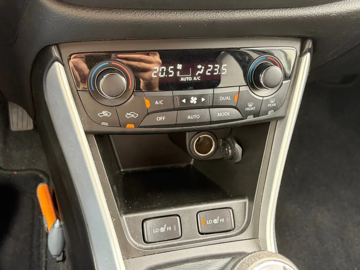 1.0 Boosterjet Exclusive, Stoelverwarming,Navigatie,Trekhaak,Achteruitrij camera